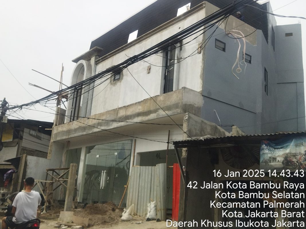 Bangunan Jl. Kota Bambu Raya, Palmerah Bangunan 2 Lantai Tanpa PBG (Tanpa Plank PBG) di Jln Kota Bambu Raya, RT. 003/RW. 04, Kel. Kota Bambu Utara, Kec. Palmerah Jakarta Barat