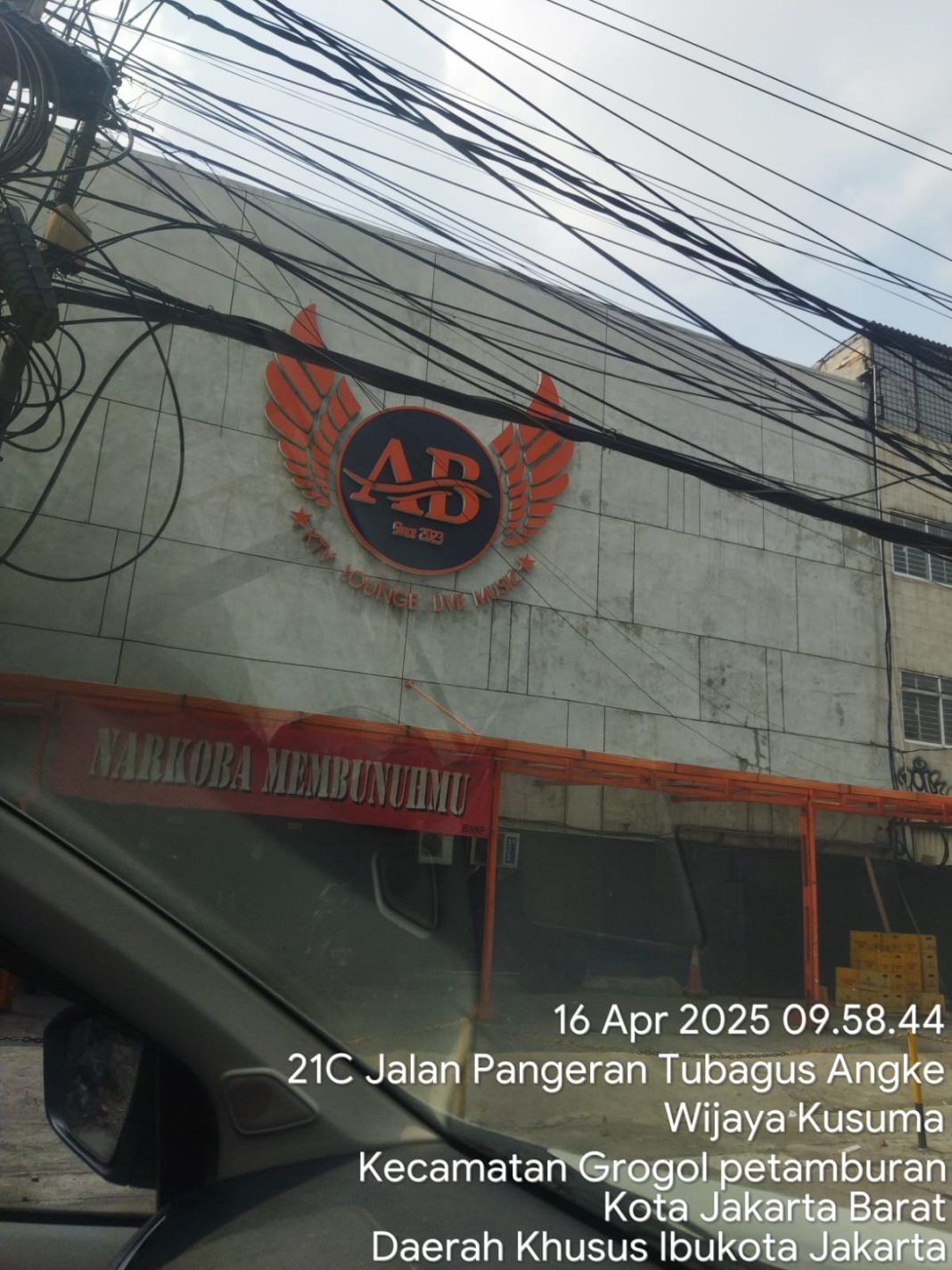 AB KTV Lounge Live Music di Jln. Tubagus Angke, Kel. Wijaya Kusuma, Kec. Grogol Petamburan Jakarta Barat