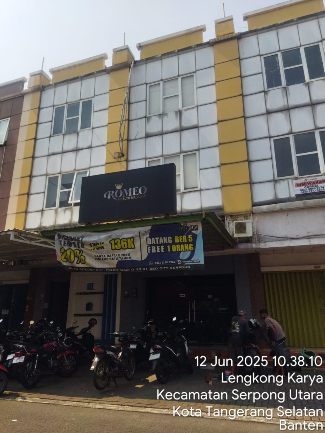 Romeo Health Massage di Jln. Pahlawan Seribu, Ruko Golden Bulevard, Blok D, No. 31,Tangsel
