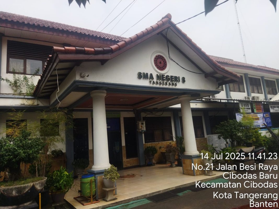 SMA N 8 Tangerang SMA Negeri 8 Kota Tangrerang, Jln. Besi Raya, Kota Tangerang