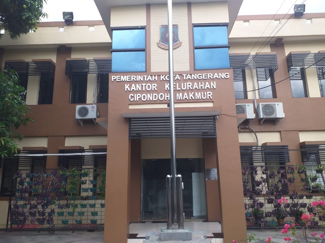 Kantor Kelurahan Cipondoh Makmur, Kota Tangerang, Banten.