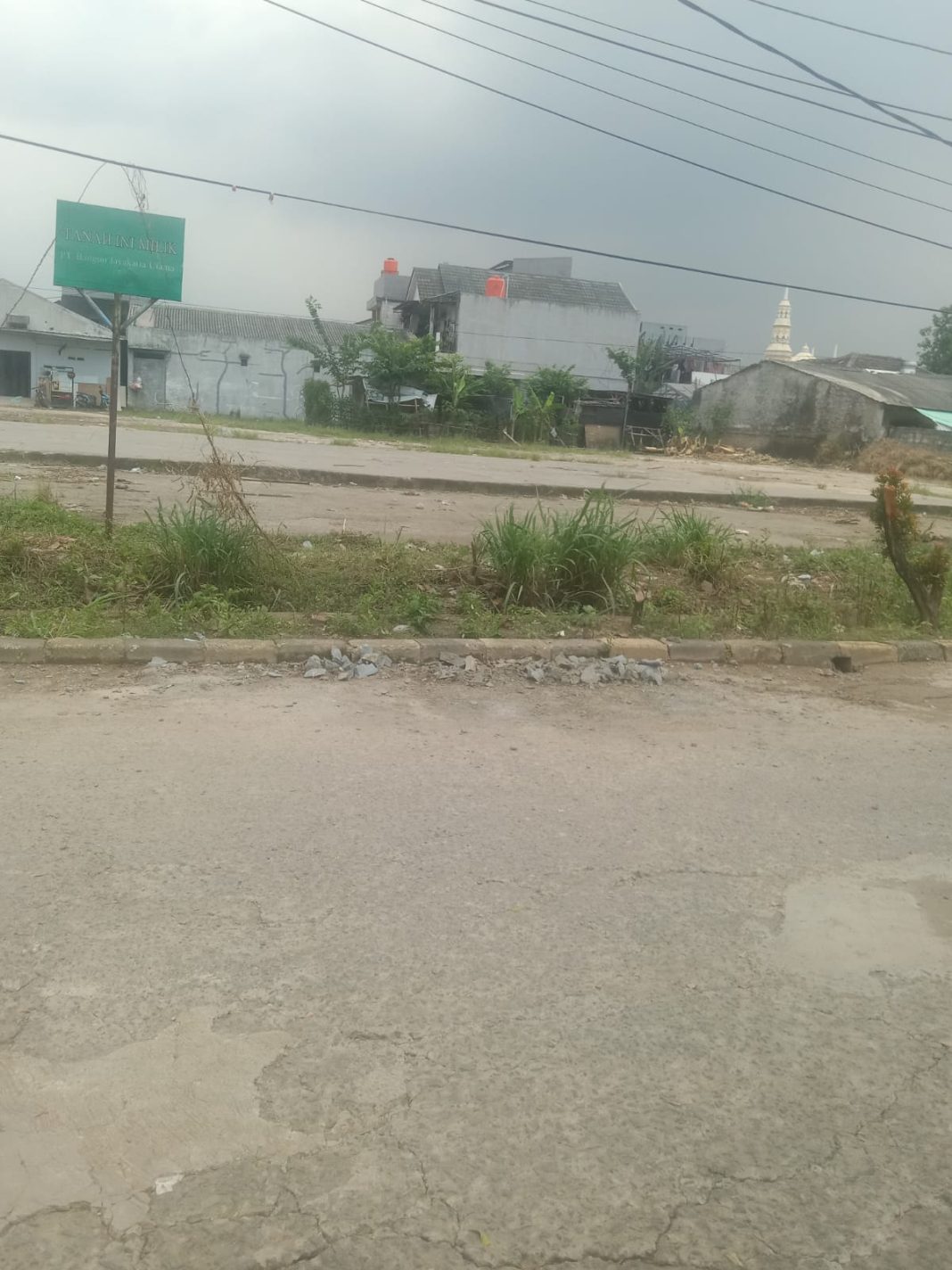 Lahan Perumahan Taman Jaya yang dikuasai oleh oknum yang mengaku dapat kuasa dari Ahong (develover).